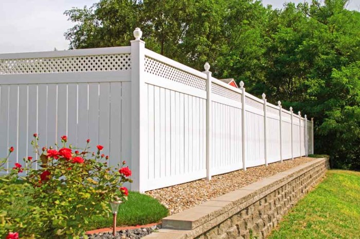 Vinyl vs Wood Fence: What's the Difference? | The Family Handyman Vinyl vs Wood Fence: What's the Difference? | The Family Handyman